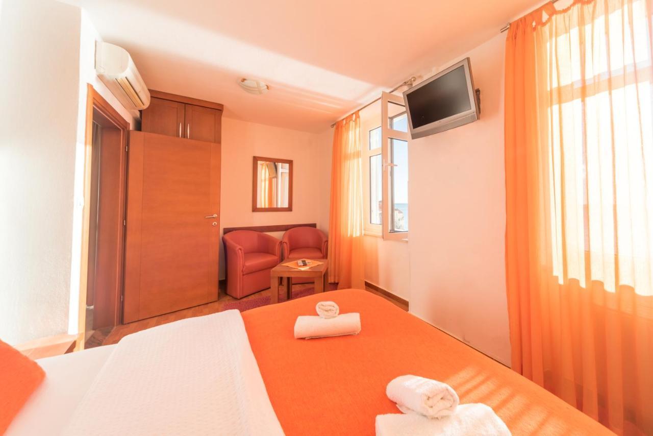 R Club Apartments Old Town Budva Extérieur photo