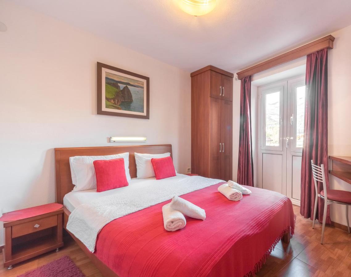 R Club Apartments Old Town Budva Extérieur photo